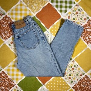 Vintage 90s mom jeans
